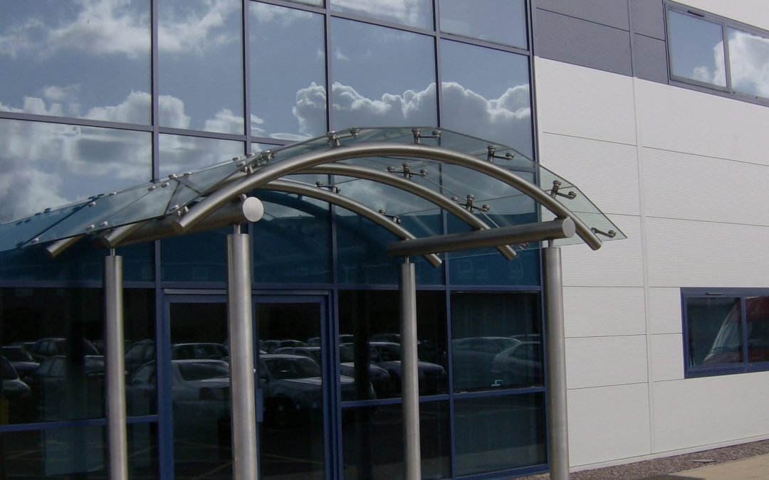 10 Reasons Why You Should Have a Commercial Glass Entrance on Your Building